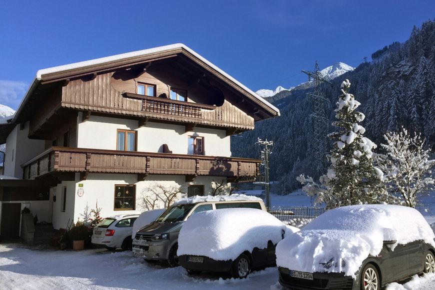 Gästehaus Bliem - Apartment - Mayrhofen