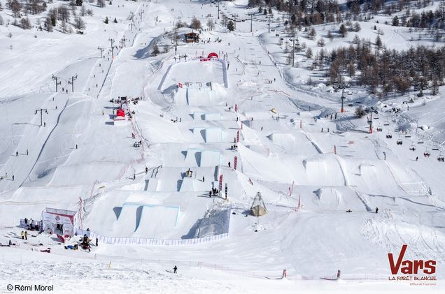 Overzicht snowpark La Forêt Blanche