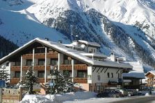 Hotel Alpina Mountain Resort