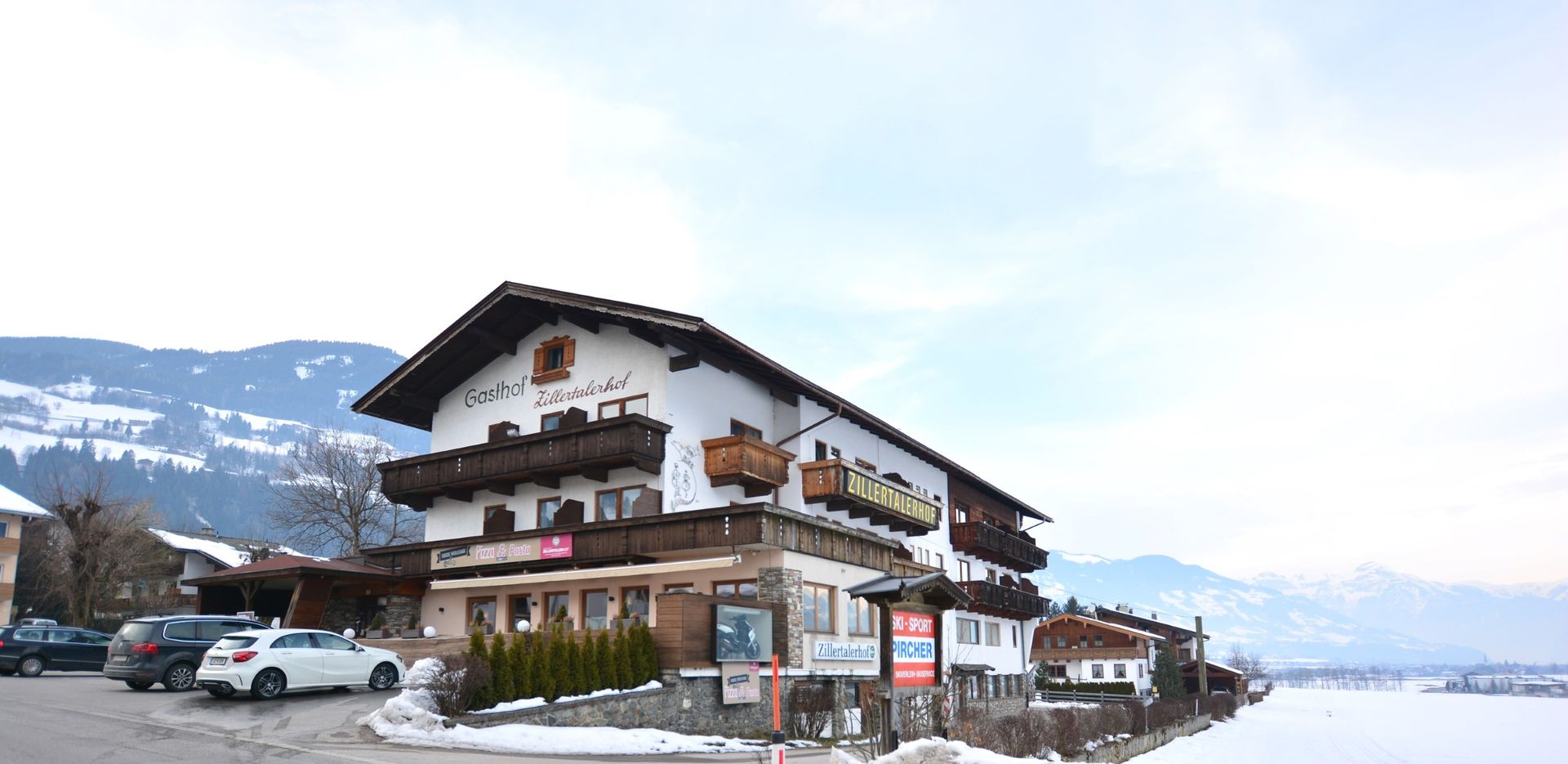 Chalet Kaltenbach - Hotel-Gasthof Zillertalerhof