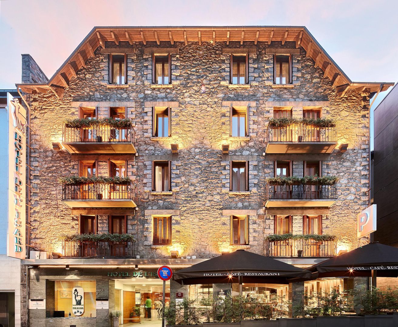 Hotel De l'Isard (P)