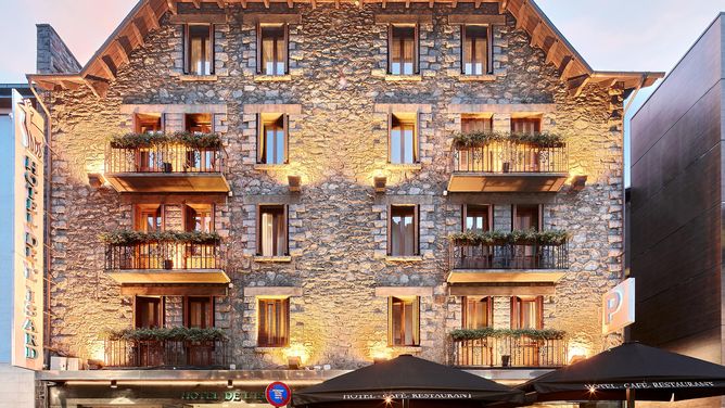 Hotel De l'Isard (HP) in Andorra la Vella (Andorra)