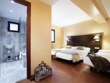 Hotel Caribou