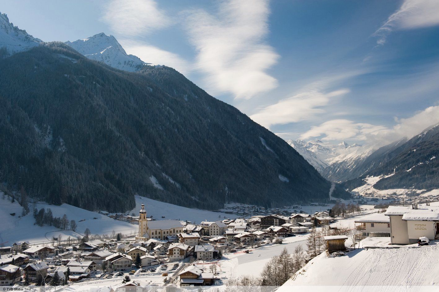 Slide1 - Hotels & Gasthofe Stubaital