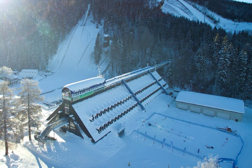 Slide4 - Hotel Skicentrum