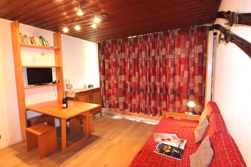 Studio - 2 os. (cca 18 m², SRB9), BS Cover Photo