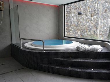 Hotel Diplomatic (S)