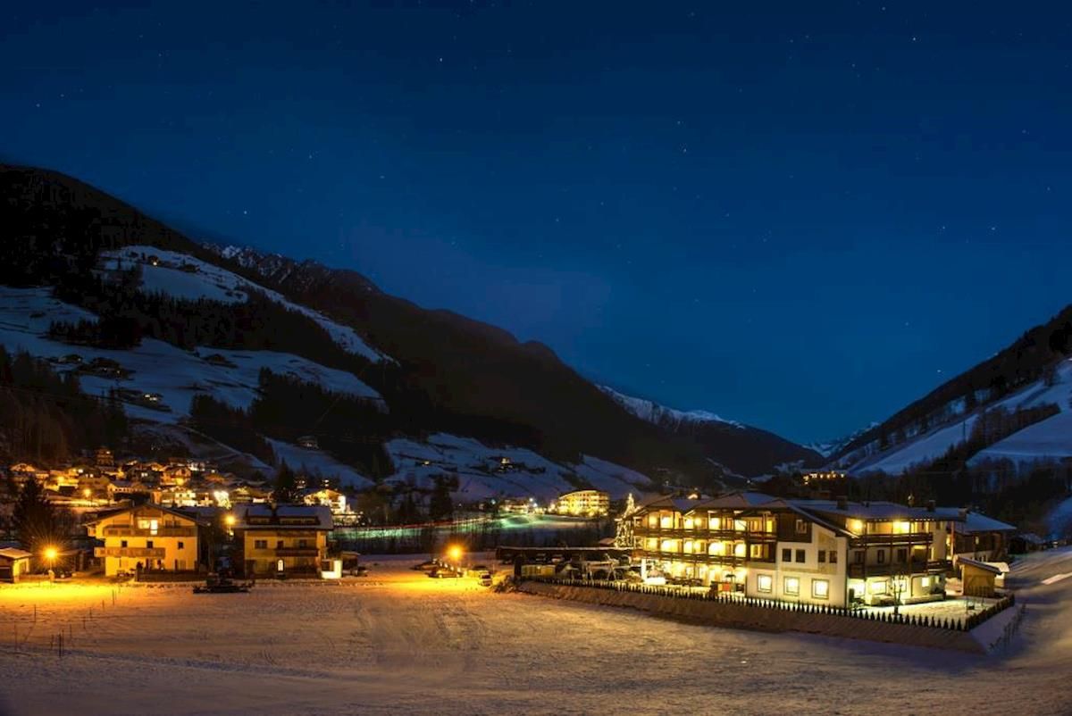 Fantastische skivakantie Tauferer Ahrntal ❄ Familyhotel Stegerhaus