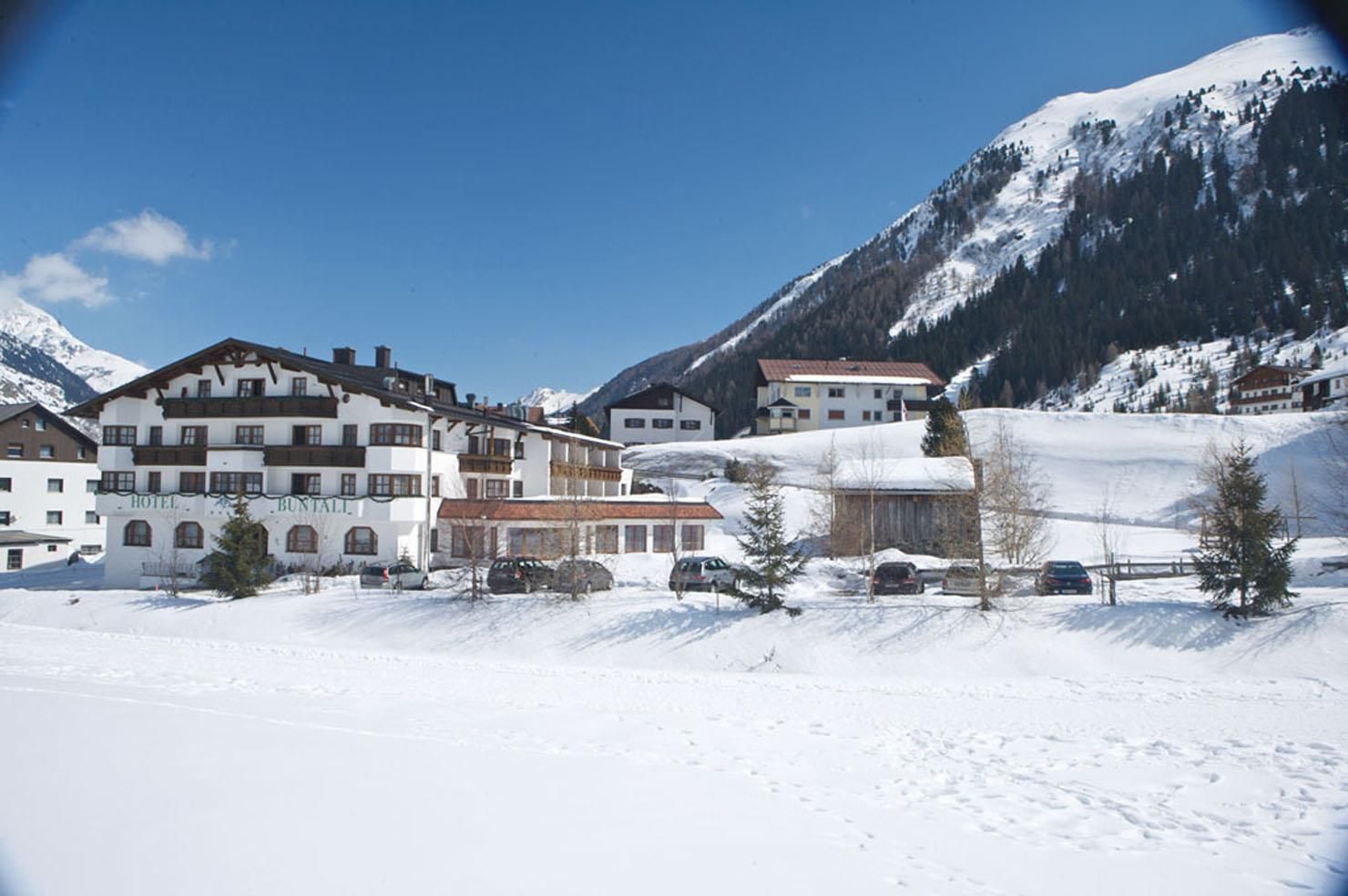 Meer info over Hotel Büntali  bij Wintertrex