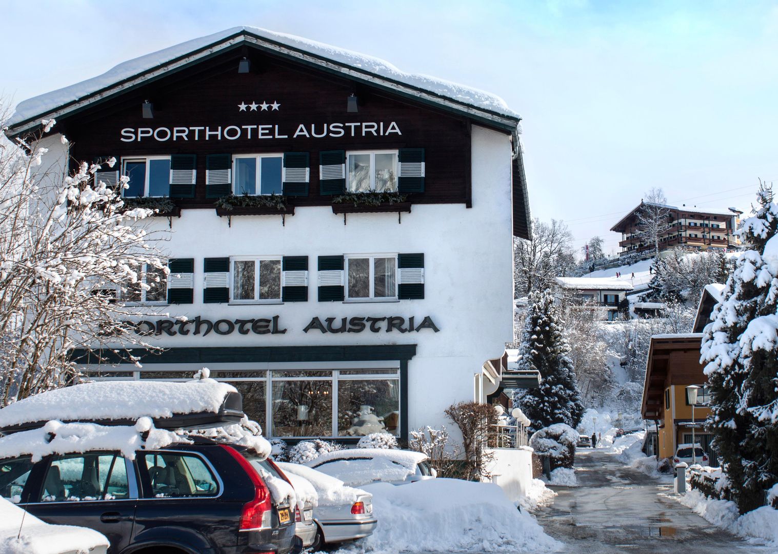 Slide1 - Sporthotel Austria
