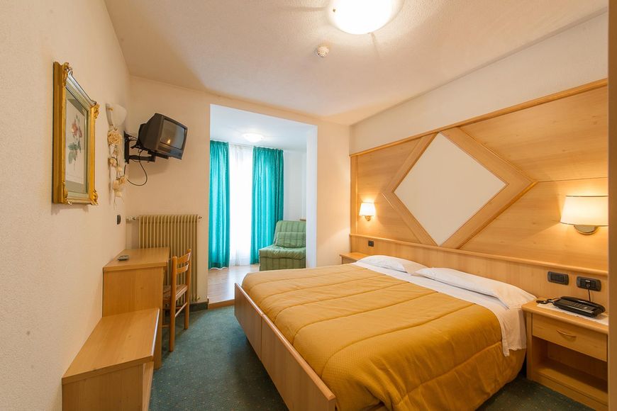 Hotel Italia & Wellness Villa Monica - Apartment - Cavalese