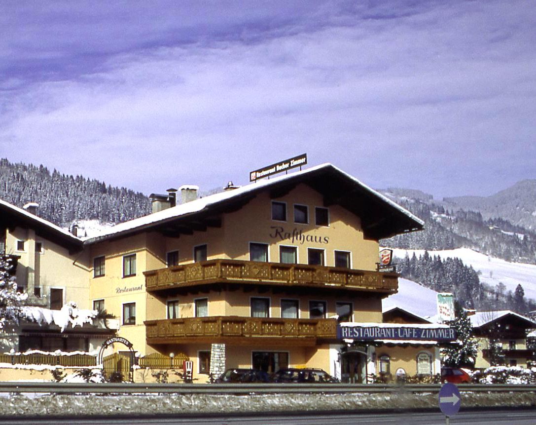 Slide1 - Gasthof Bacher