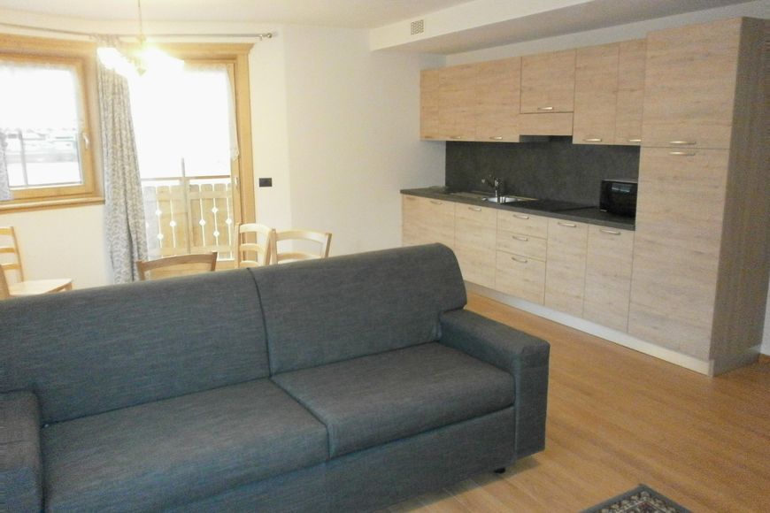 Apartm&aacute;n - 4 os. (45 - 50 m&sup2;), BS