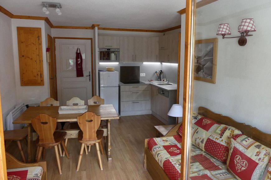 Apartm&aacute;n - 4 os. (cca 30 m&sup2;, CVEDELW202), BS