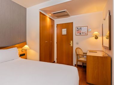 Hotel De l'Isard (BS)