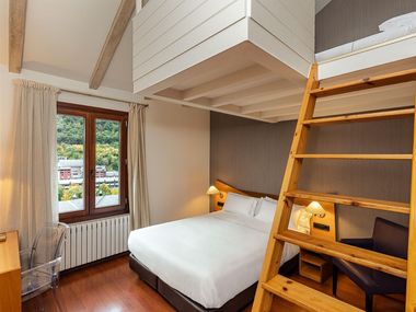 Hotel De l'Isard (BS)