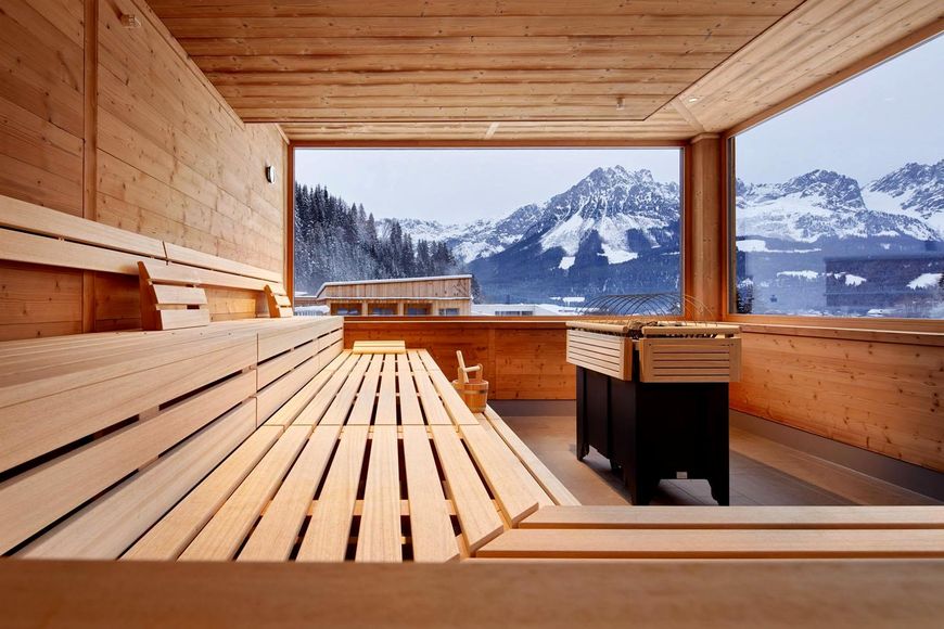 Slide3 - Tirol Lodge