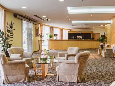Hotel Ramada Hotels & Suites