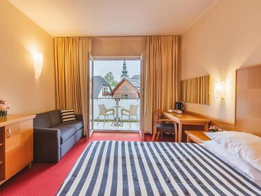 Hotel Ramada Hotels & Suites