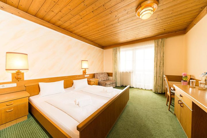 🏨 Votre hébergement - Jours 1 à 7