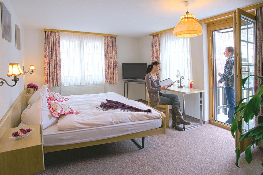 Čtyřlůžkov&yacute; pokoj, sprcha/WC (cca 18 m&sup2;, max. 2 dos. + 2 děti), P
