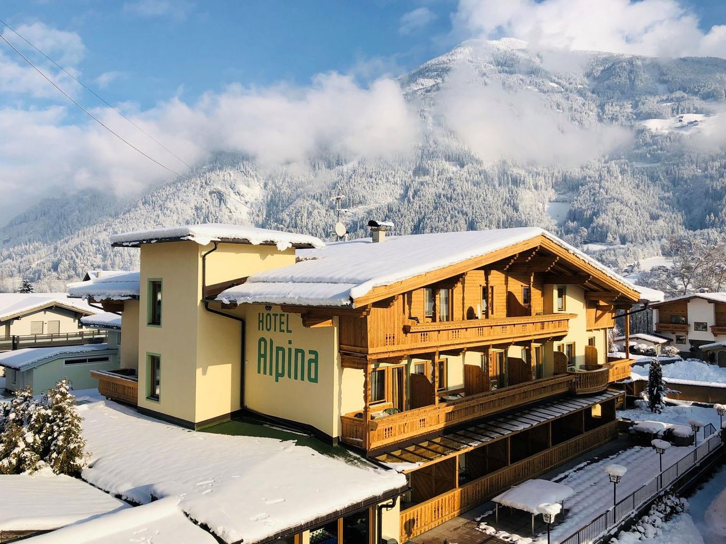 Hotel Alpina - Slide 1