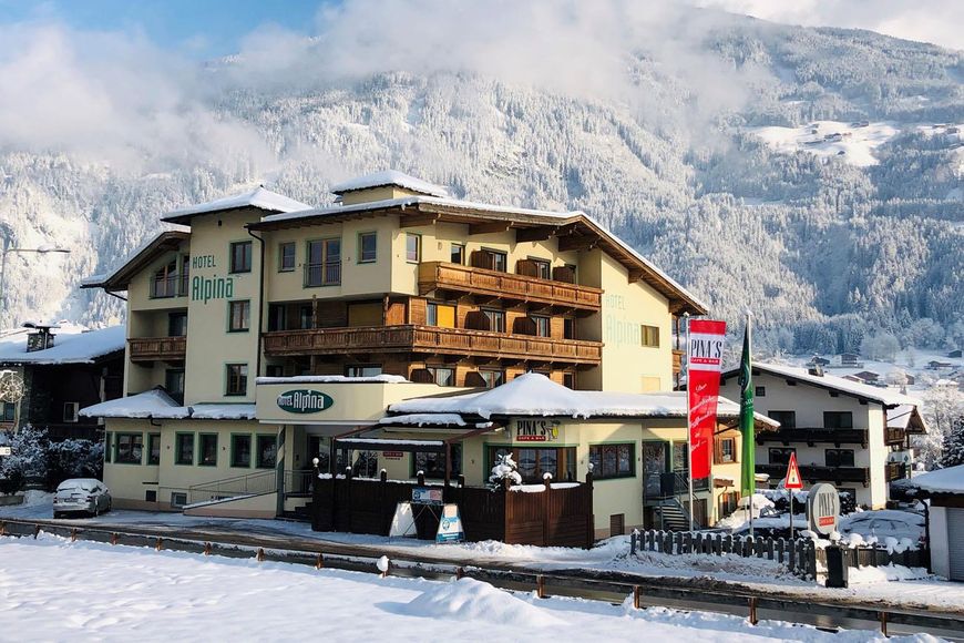 Slide4 - Hotel Alpina