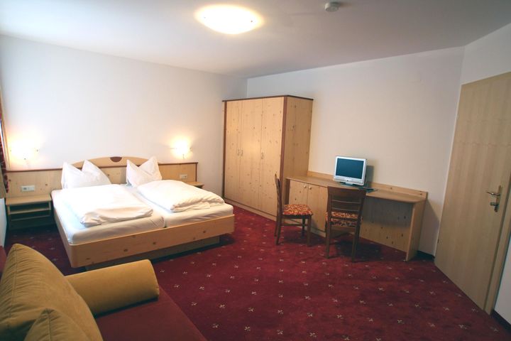 🏨 Votre hébergement - Jours 1 à 7