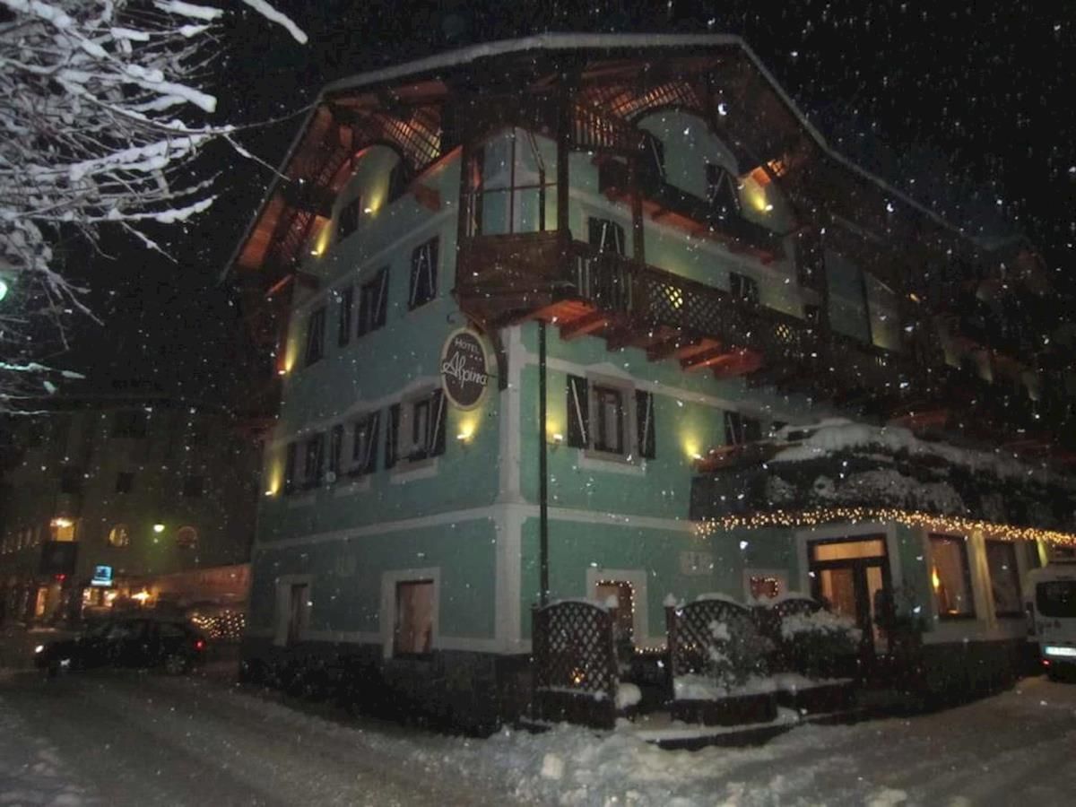 Hotel Alpina