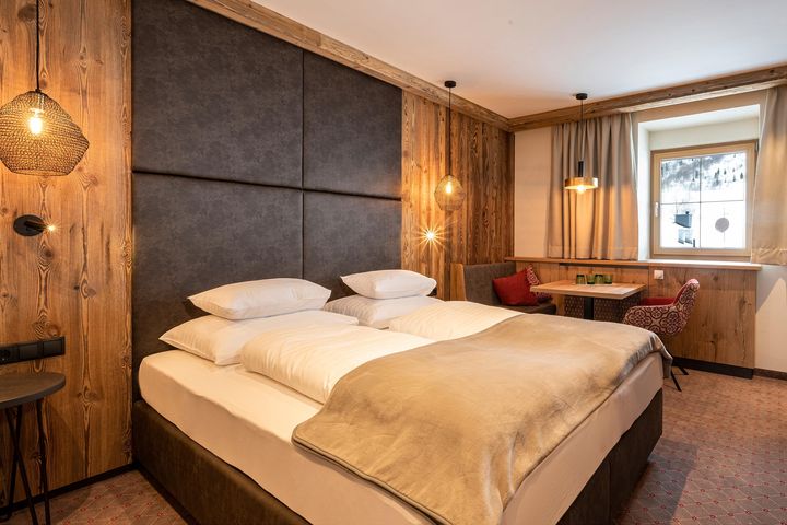 🏨 Votre hébergement - Jours 1 à 7