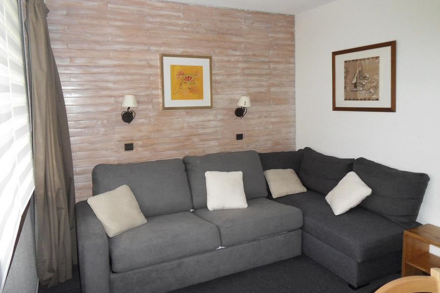 Apartm&aacute;n - 6 os. (cca 35 m&sup2;, AG324), BS