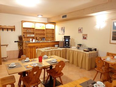 Garni Caravasc