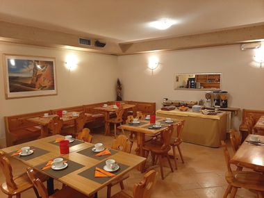 Garni Caravasc