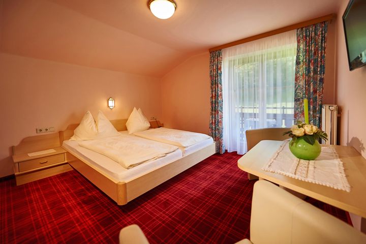 Doppelzimmer Du/WC (ca. 18 m²), HP