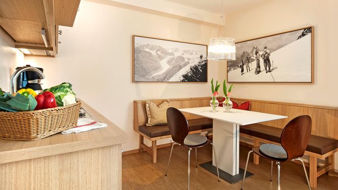 Hotel Neuhaus - Apartment - Mayrhofen
