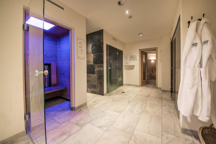 Arlen Lodge Hotel - Slide 3