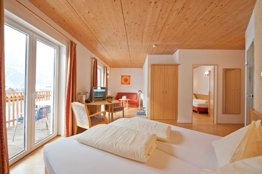 Machers Landhotel - Slide 2