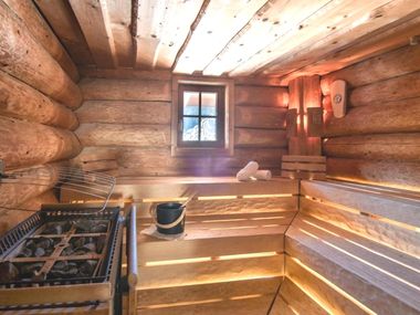 BergBaur &ndash; Das Crazy Farming Hotel