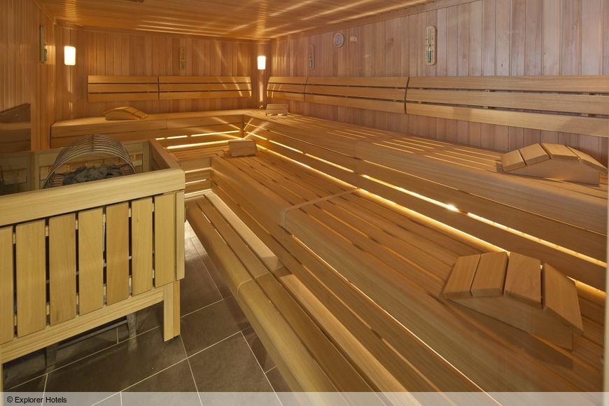 Slide3 - Explorer Hotel Zillertal
