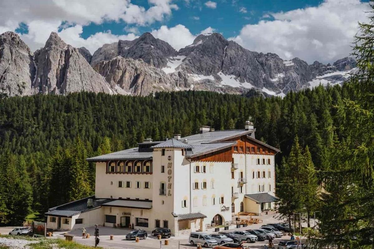 b&b hotel passo tre croci