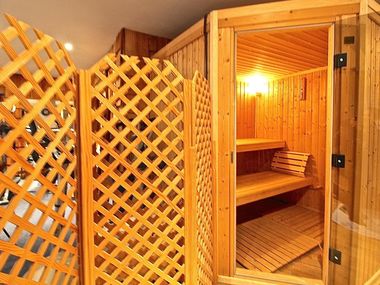 Chalet Mountain Lodge