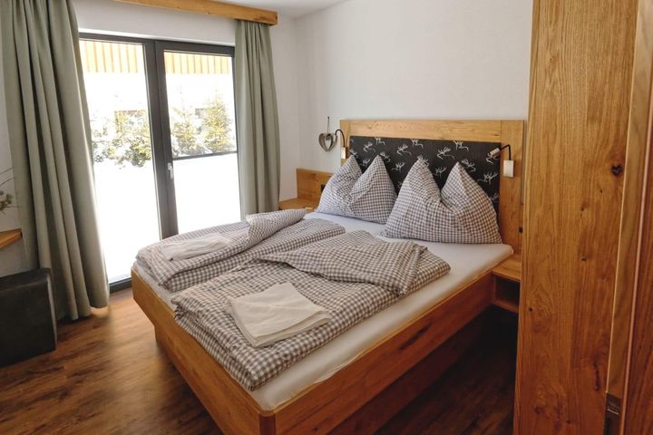 10-Pers.-Appartement (ca. 110 m², Schneeberg), OV