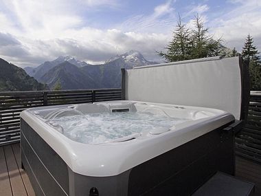 Chalet Sno Lodge
