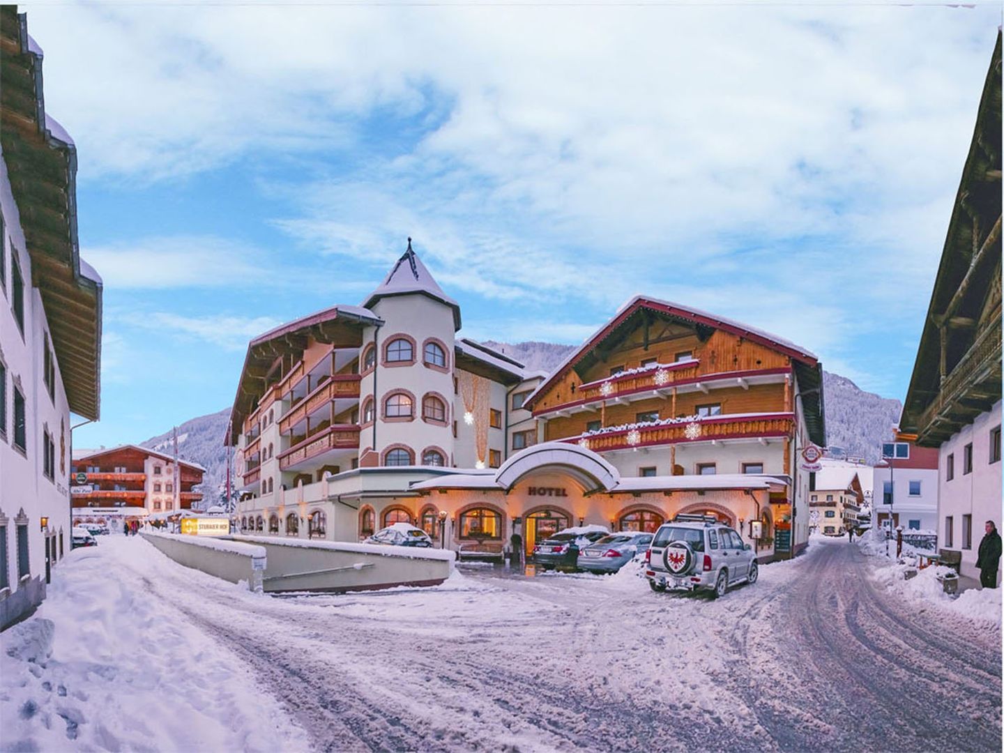 Alpin Resort Stubaier Hof - Slide 1