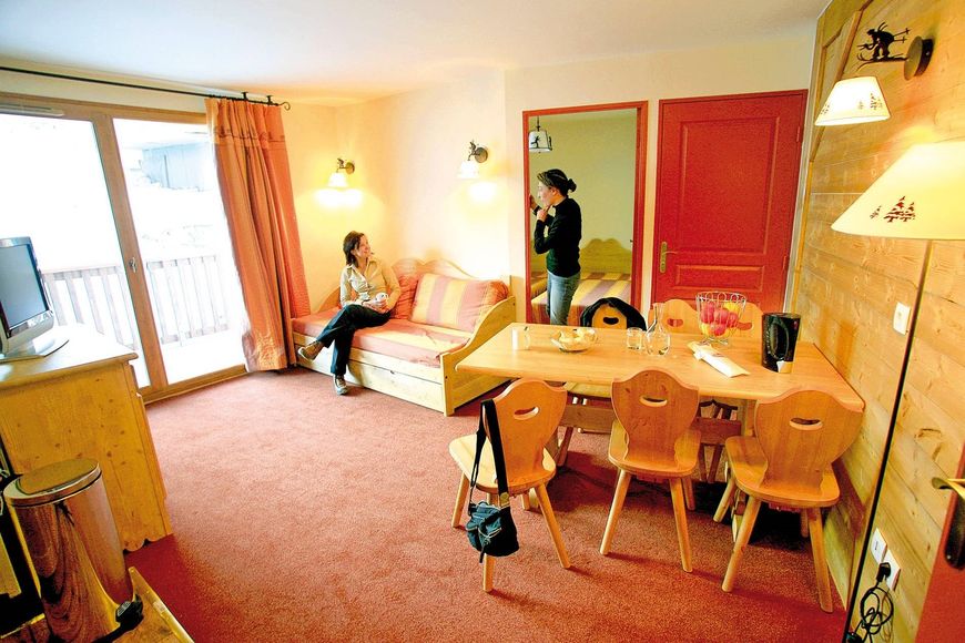 Studio - 2 os. (20 - 25 m²), BS Cover Photo