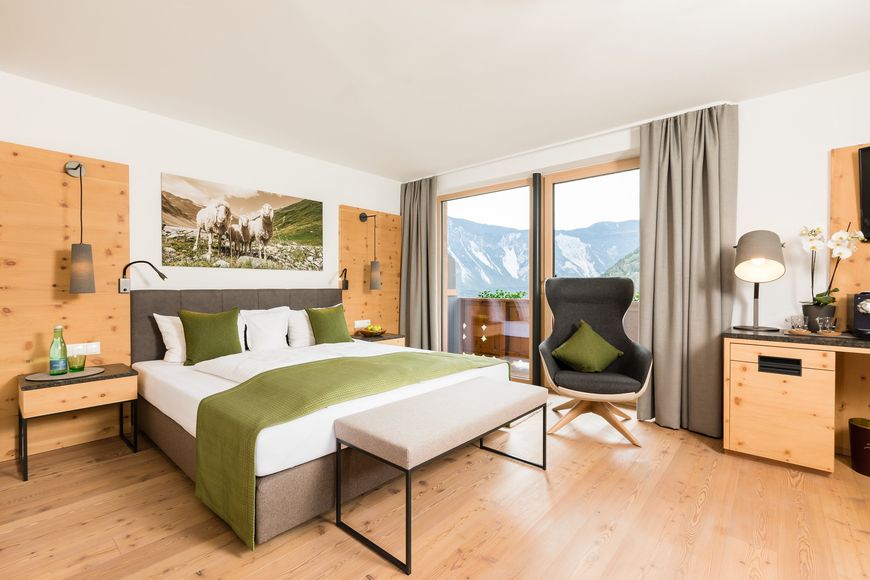 Dvoulůžkový pokoj, sprcha/WC (cca 17 m²), P PLUS Cover Photo