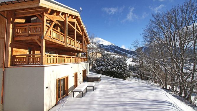 Chalet Nuance de Gris