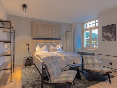 ALPINE INN Davos