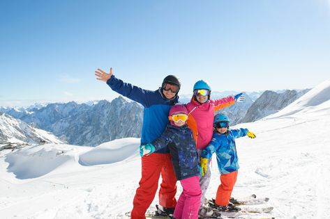 Family holidays - skiing with children!