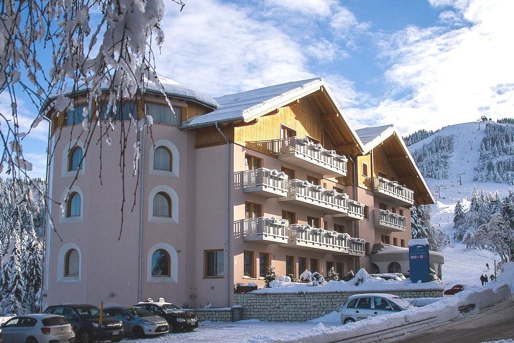Slide1 - Hotel Norge